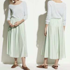 Vince Gathered Habotai Pull-On Midi Skirt 100% Silk in Sea Foam Green